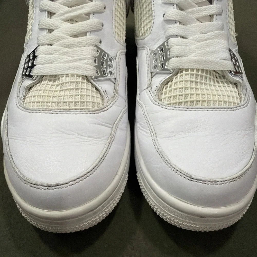 Air Jordan 4 Retro Pure‎ Money 2017 - Size 11 - OG Box - Great Condition & Clean